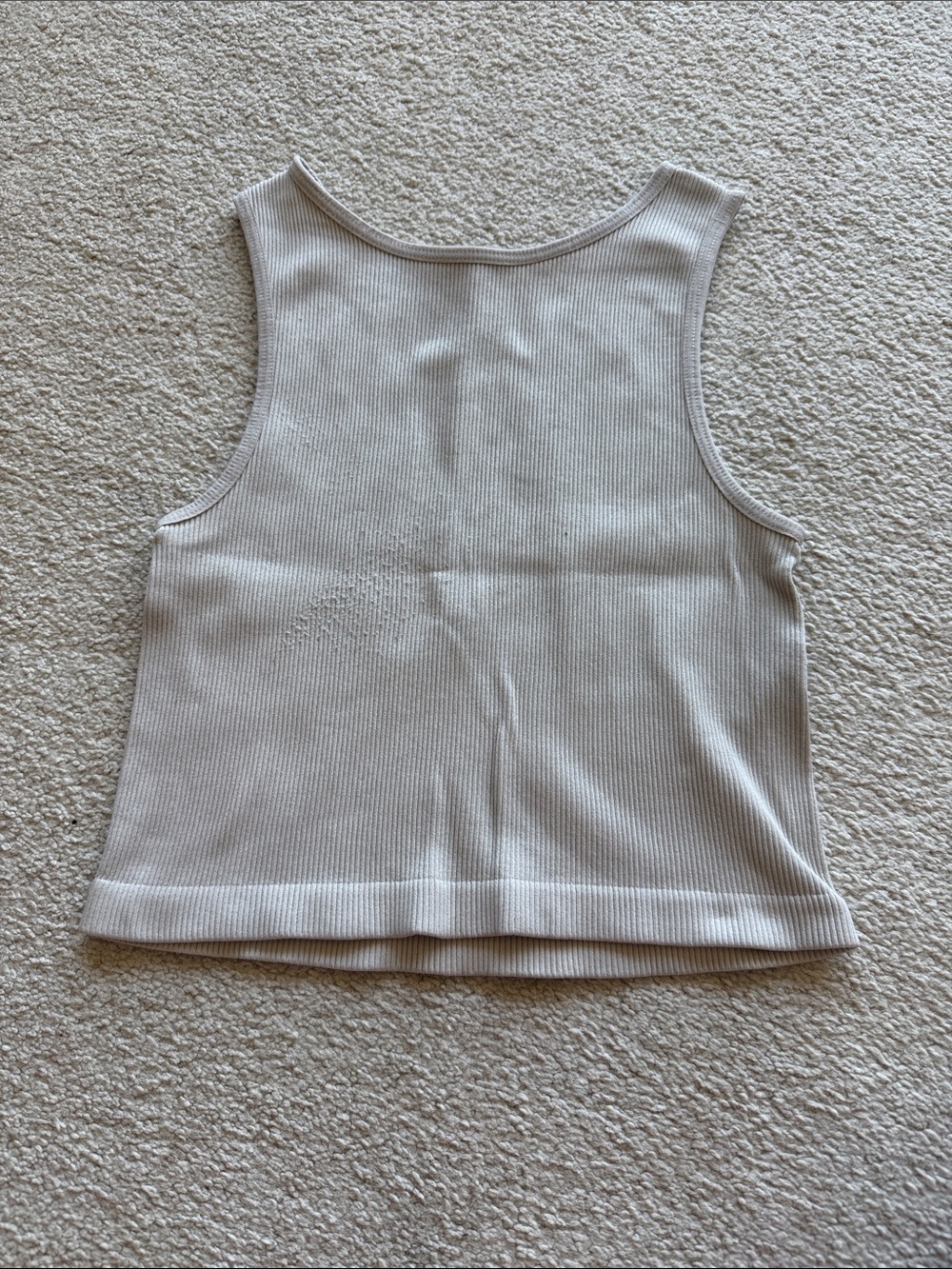 gray crop top